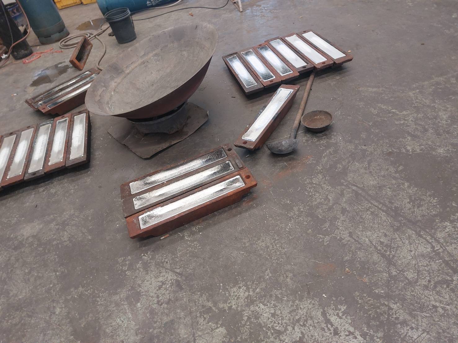 Tin Ingots 96.5% (SAC305 Lead-Free Solder Ingots) - Image 2